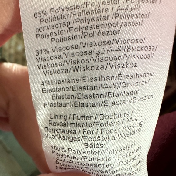 Suit 2 pièce in Small very good condition - Picture 7 of 12